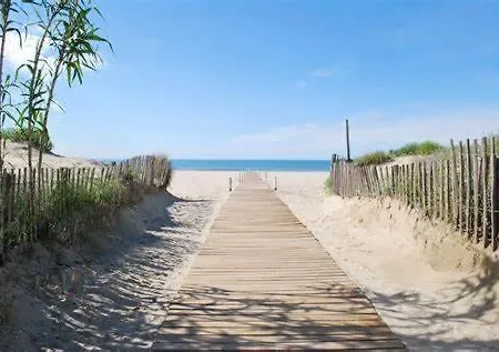 Magnifique Typique Du Sud Avec Piscine Privée Et Jardin Méditerranéen *