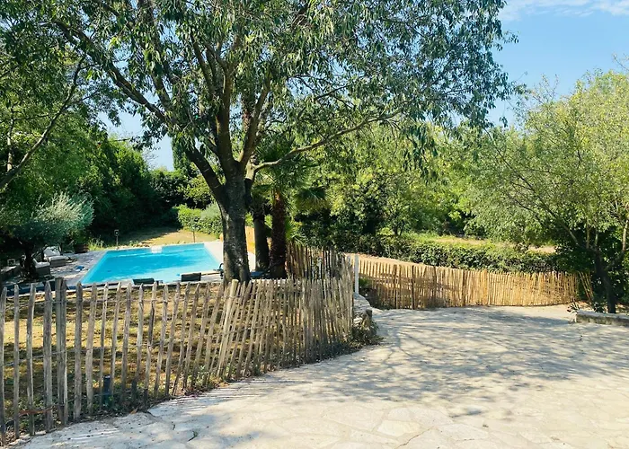 Magnifique Typique Du Sud Avec Piscine Privee Et Jardin Mediterraneen Saint-Vincent-de-Barbeyrargues