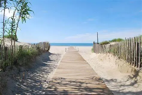 Magnifique Typique Du Sud Avec Piscine Privee Et Jardin Mediterraneen *